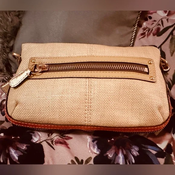 COACH Raffia & Leather Handbag - Picture 4 of 6